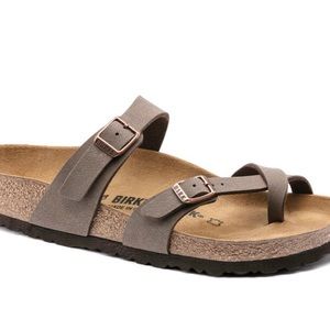 Mayari Birkenstock. Never worn. New. Size 38 or an 8
